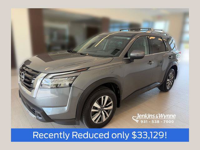 Used 2023 Nissan Pathfinder SL w/ Cargo Package FWD image 1