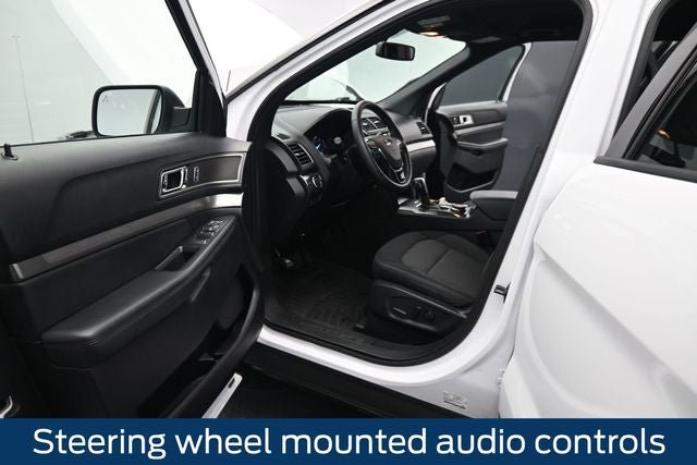 Certified 2019 Ford Explorer XLT w/ Equipment Group 201A AWD/4WD image 18