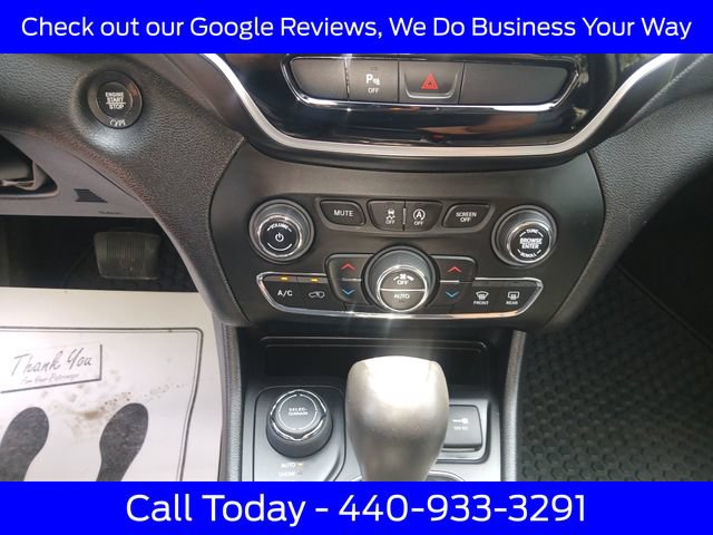 Used 2019 Jeep Cherokee Limited AWD/4WD image 27