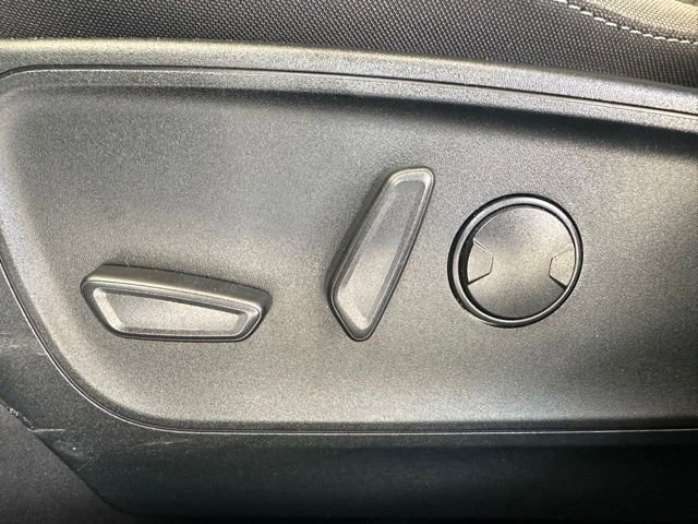 Certified 2022 Ford Escape SE w/ SE Sport Appearance Package image 26