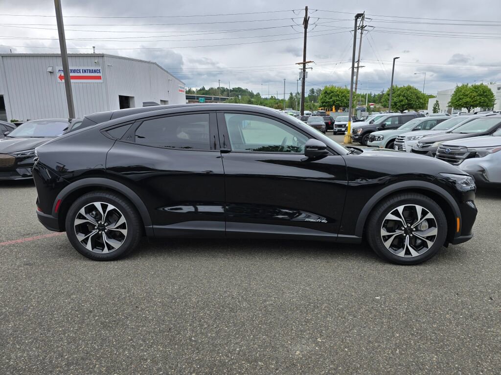 Certified 2025 Ford Mustang Mach-E Select w/ Comfort Package Lite AWD/4WD image 7