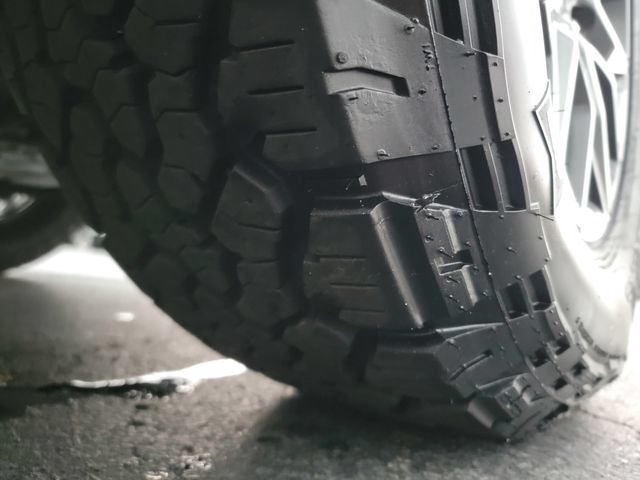 Certified 2025 Ford Expedition Tremor AWD/4WD image 18