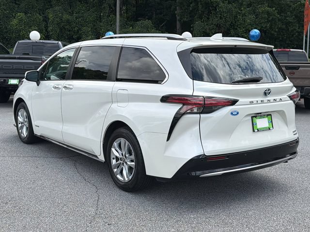 Used 2021 Toyota Sienna Limited FWD image 6