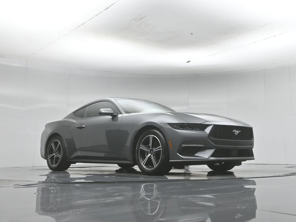 Certified 2025 Ford Mustang Coupe RWD image 4