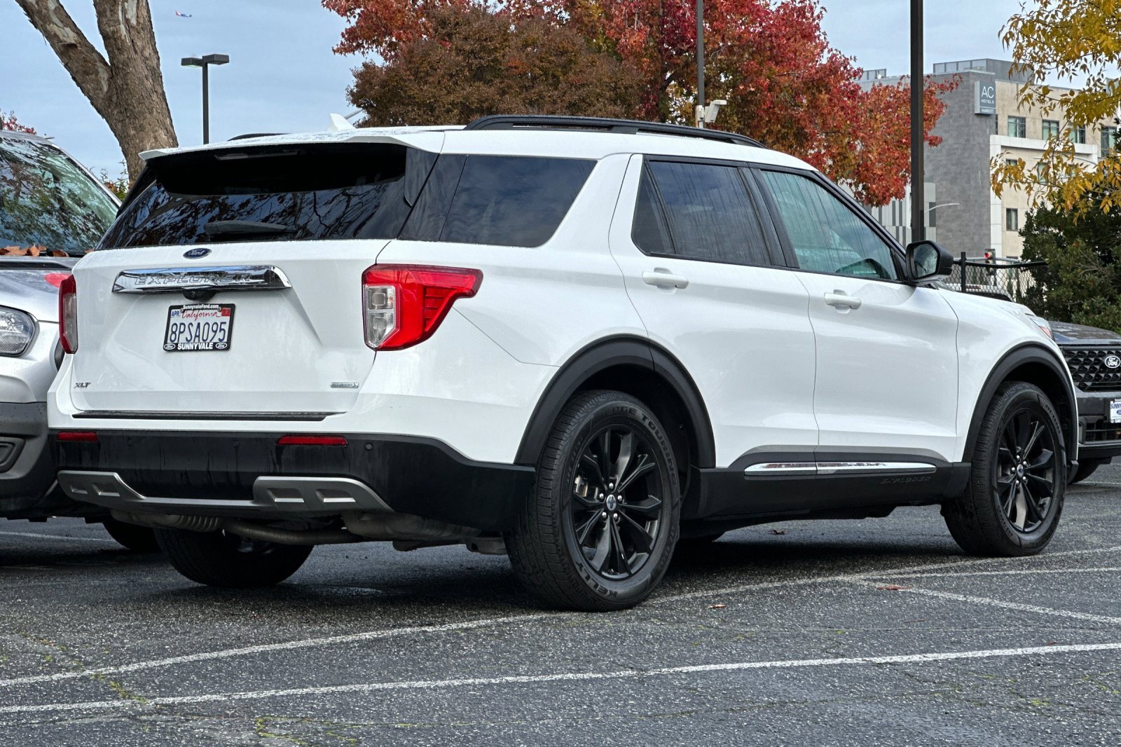 Certified 2020 Ford Explorer XLT w/ Equipment Group 202A image 4