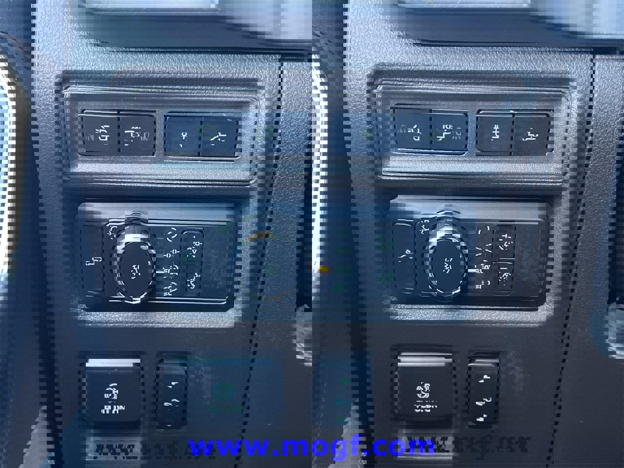 Certified 2022 Ford F150 King Ranch w/ Equipment Group 601A High image 25