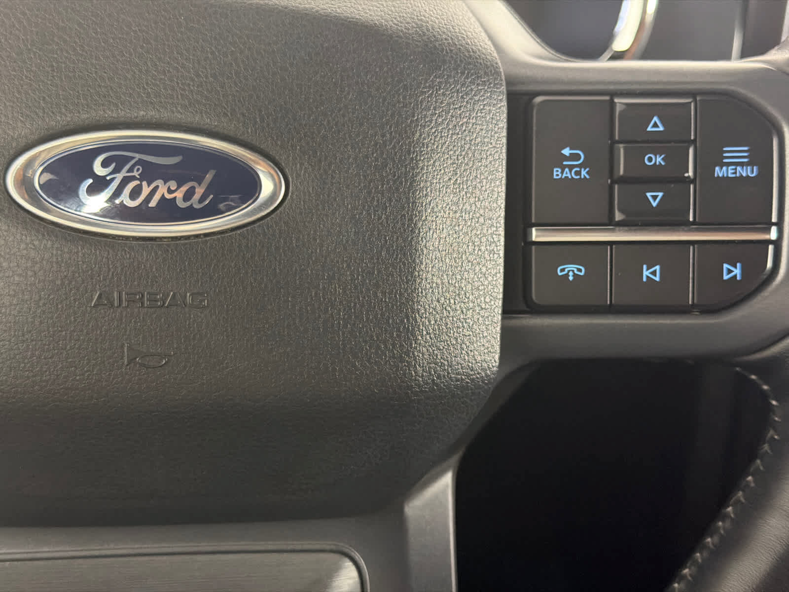 Certified 2023 Ford F150 Lariat w/ Equipment Group 502A High AWD/4WD image 36