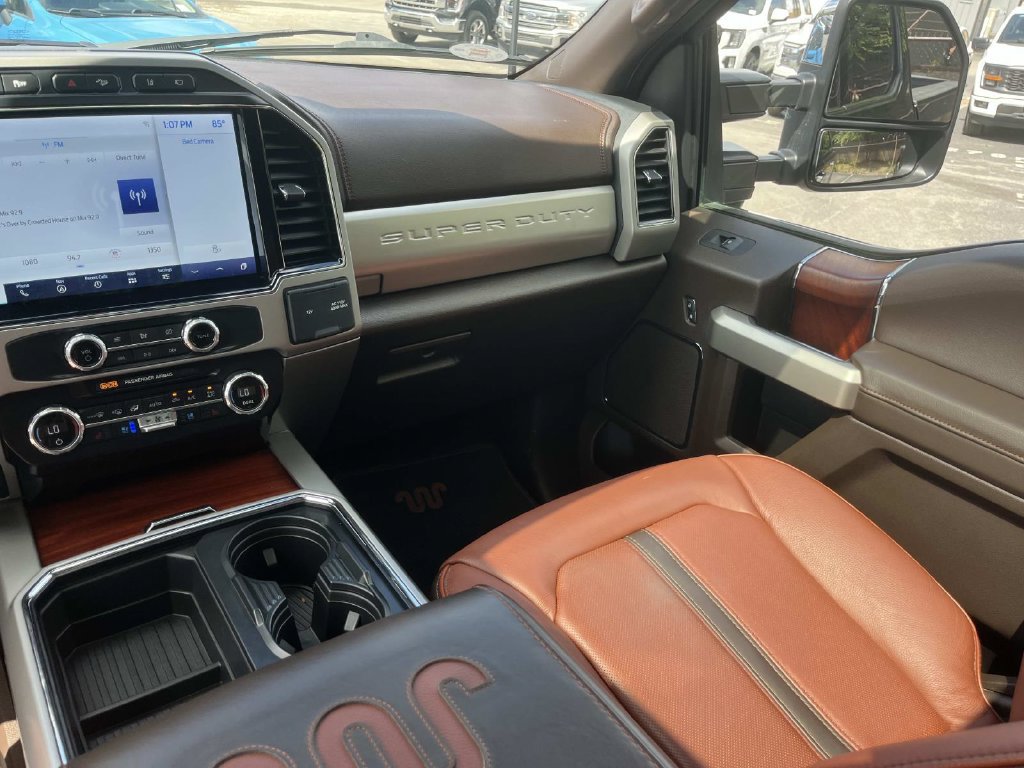 Certified 2022 Ford F350 King Ranch w/ King Ranch Ultimate Package AWD/4WD image 18