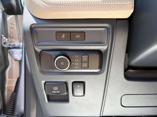 Certified 2024 Ford Expedition Limited AWD/4WD image 16