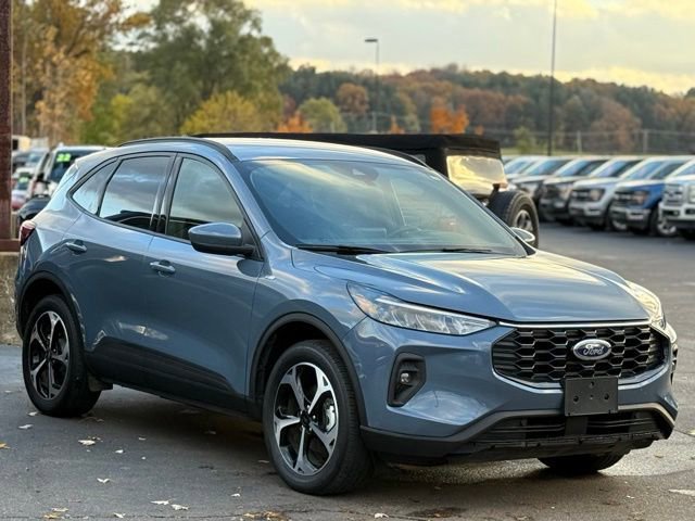 Certified 2025 Ford Escape ST-Line Elite image 11