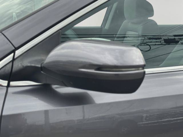 Used 2020 Honda CR-V EX image 15