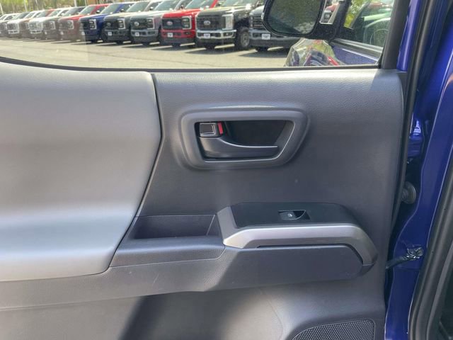 Used 2023 Toyota Tacoma SR5 w/ Technology Package AWD/4WD image 25