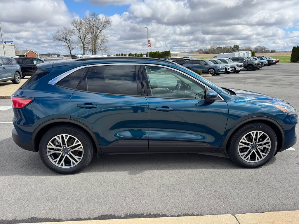Certified 2020 Ford Escape SEL FWD image 9