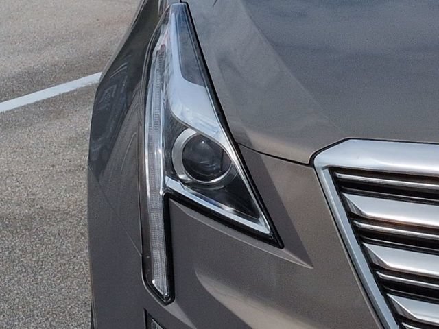 Used 2019 Cadillac XT5 FWD image 10