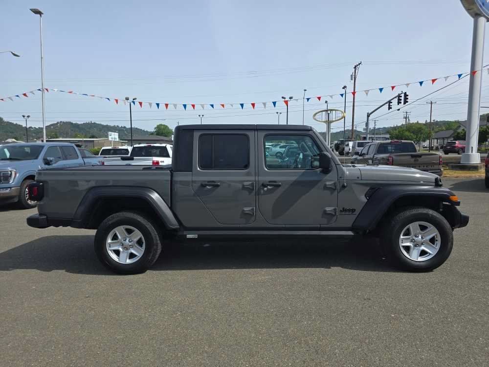 Used 2020 Jeep Gladiator Sport w/ Quick Order Package 24S AWD/4WD image 6