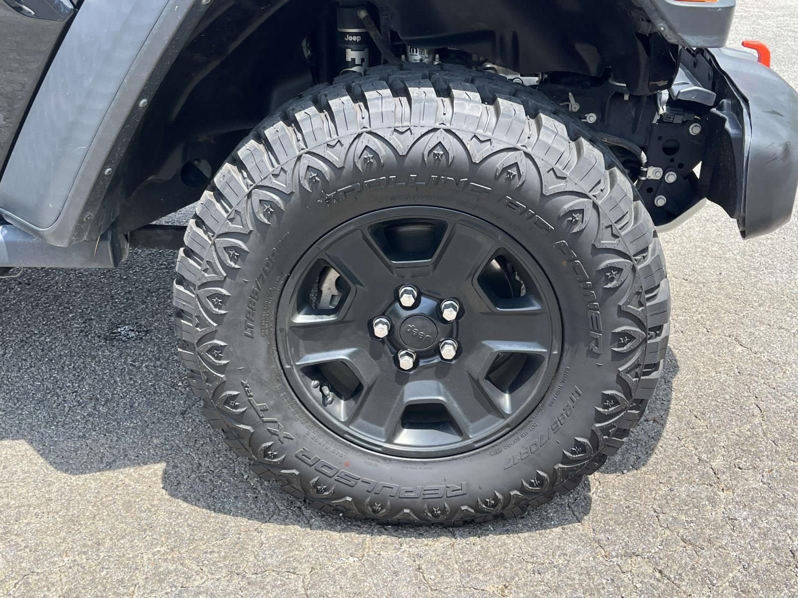 Used 2021 Jeep Gladiator Mojave AWD/4WD image 9