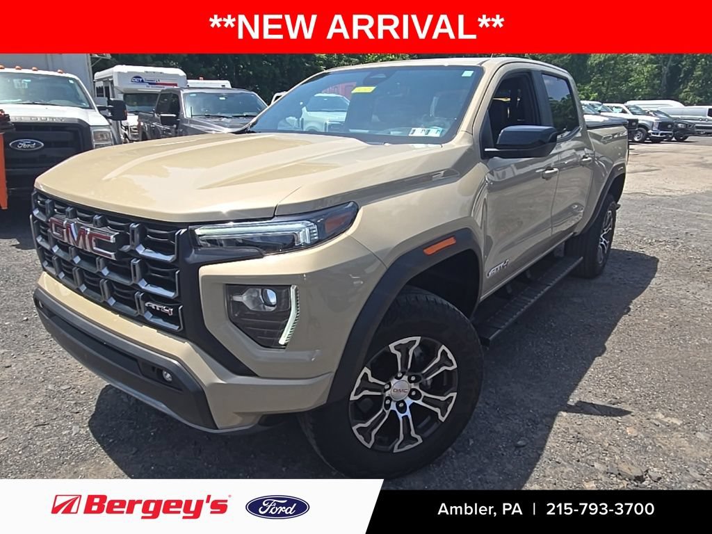 Used 2023 GMC Canyon AT4 AWD/4WD image 1