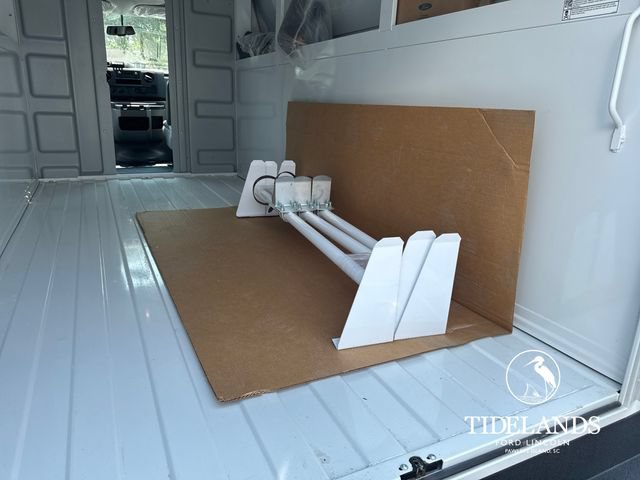 Certified 2024 Ford E-350 and Econoline 350 Super Duty w/ Power Windows & Locks Group RWD image 41