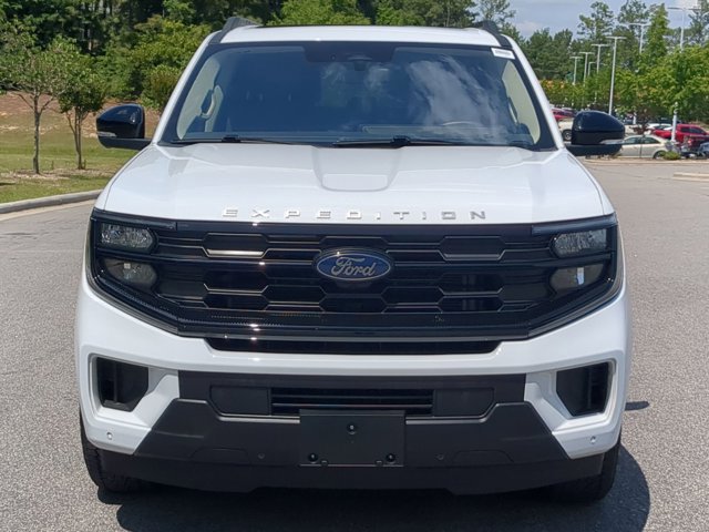 Certified 2025 Ford Expedition Active AWD/4WD image 9