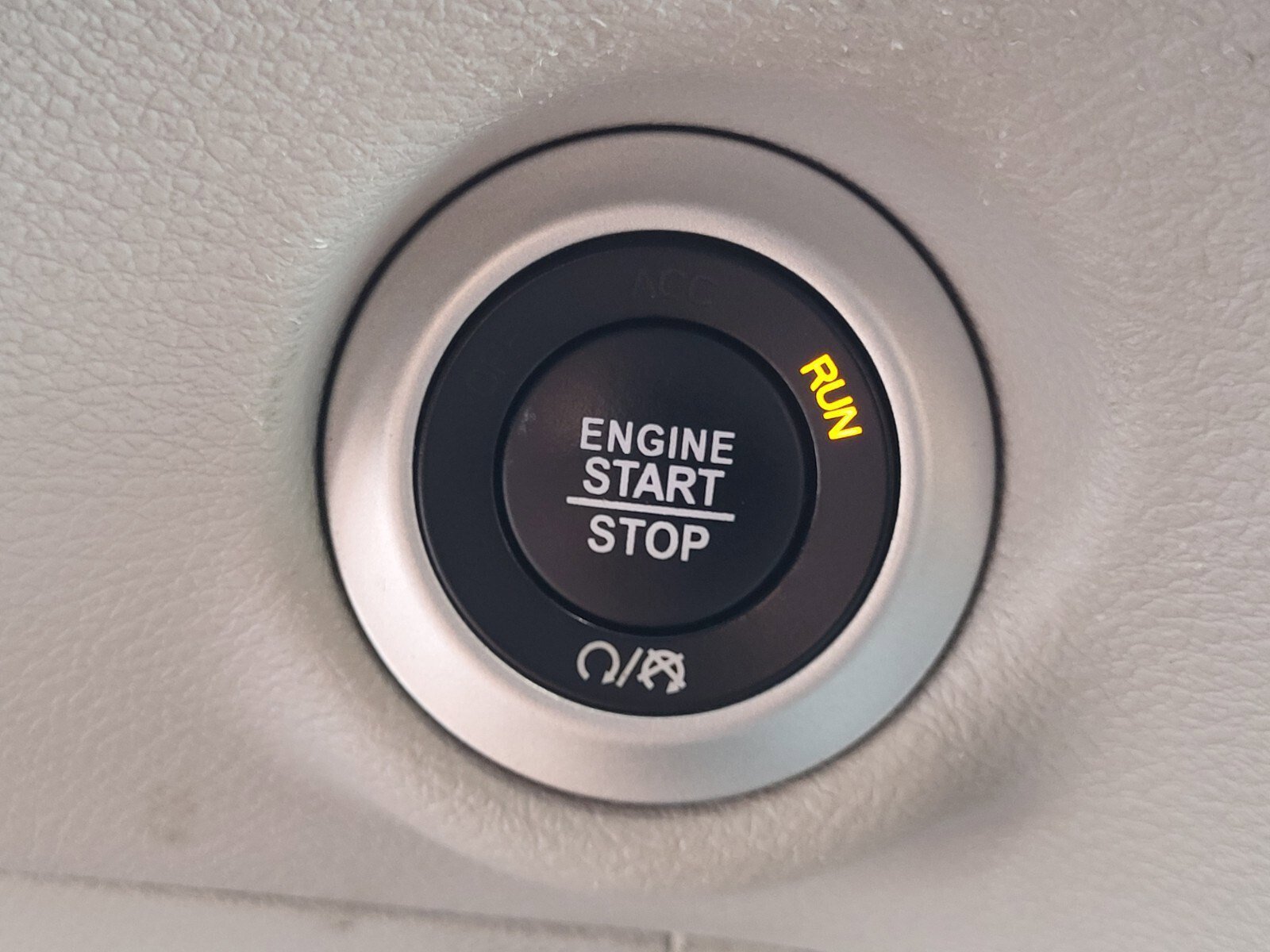 Used 2023 Chrysler Pacifica Touring-L FWD image 24