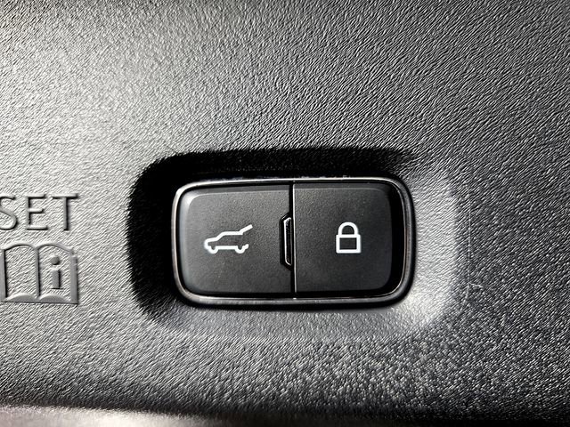 Certified 2025 Ford Expedition Active image 33