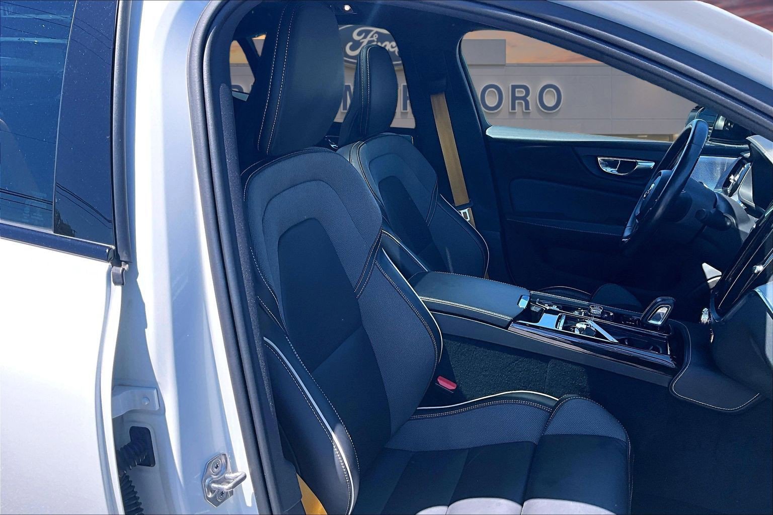 Used 2021 Volvo S60 T8 Polestar AWD/4WD image 7