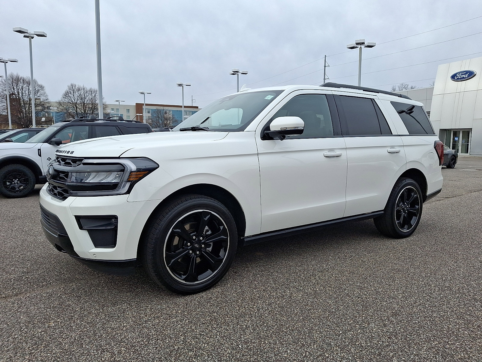 Certified 2024 Ford Expedition Limited image 5