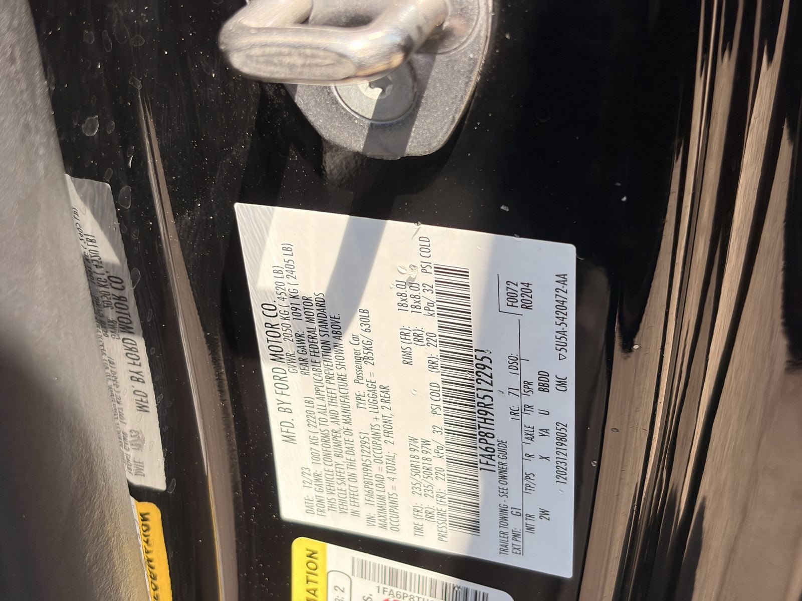 Certified 2024 Ford Mustang Coupe RWD image 30