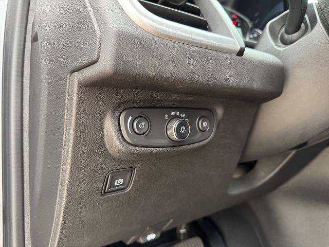 Used 2020 GMC Terrain SLT w/ Preferred Package FWD image 19
