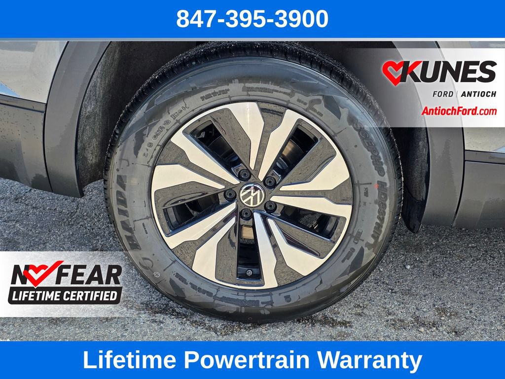 Used 2024 Volkswagen Atlas SE AWD/4WD image 10