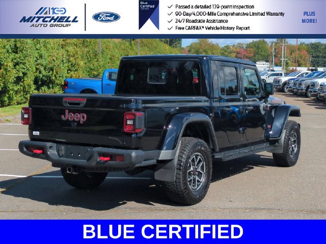 Used 2025 Jeep Gladiator Rubicon w/ Convenience Group AWD/4WD image 3