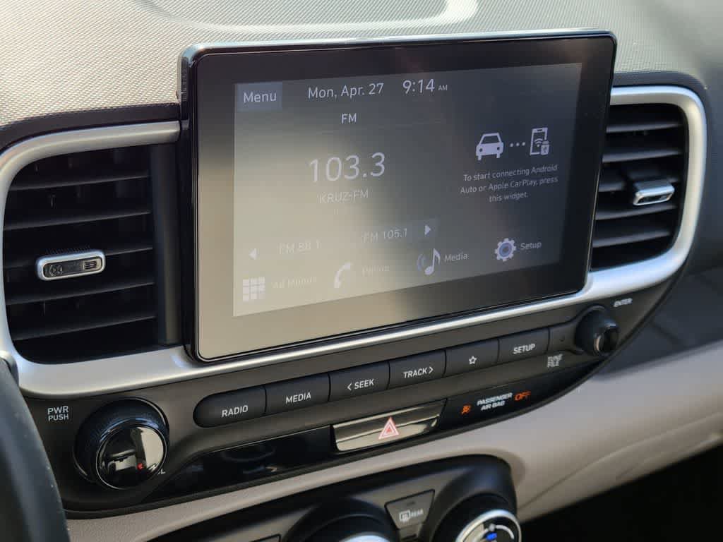 Used 2023 Hyundai Venue SEL FWD image 22
