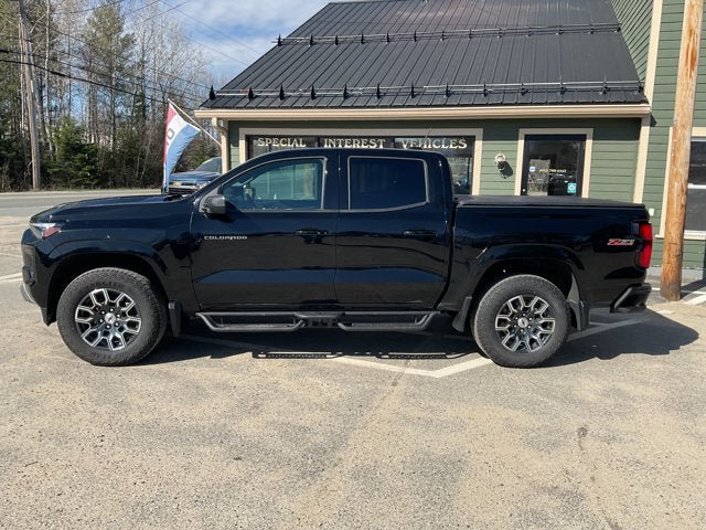Used 2025 Chevrolet Colorado Z71 AWD/4WD image 12