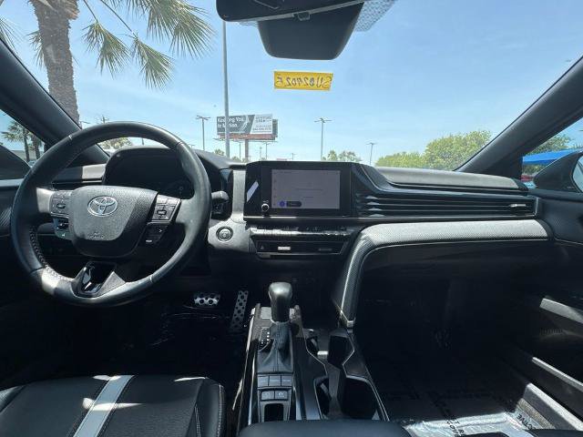 Used 2025 Toyota Camry SE FWD image 17