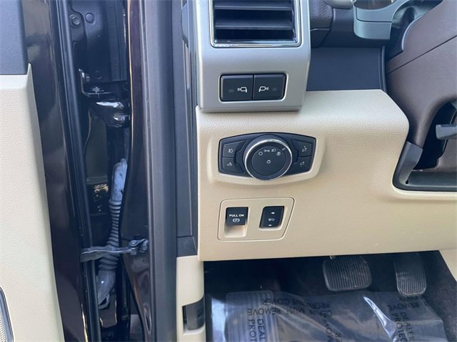 Certified 2018 Ford F150 Lariat image 16