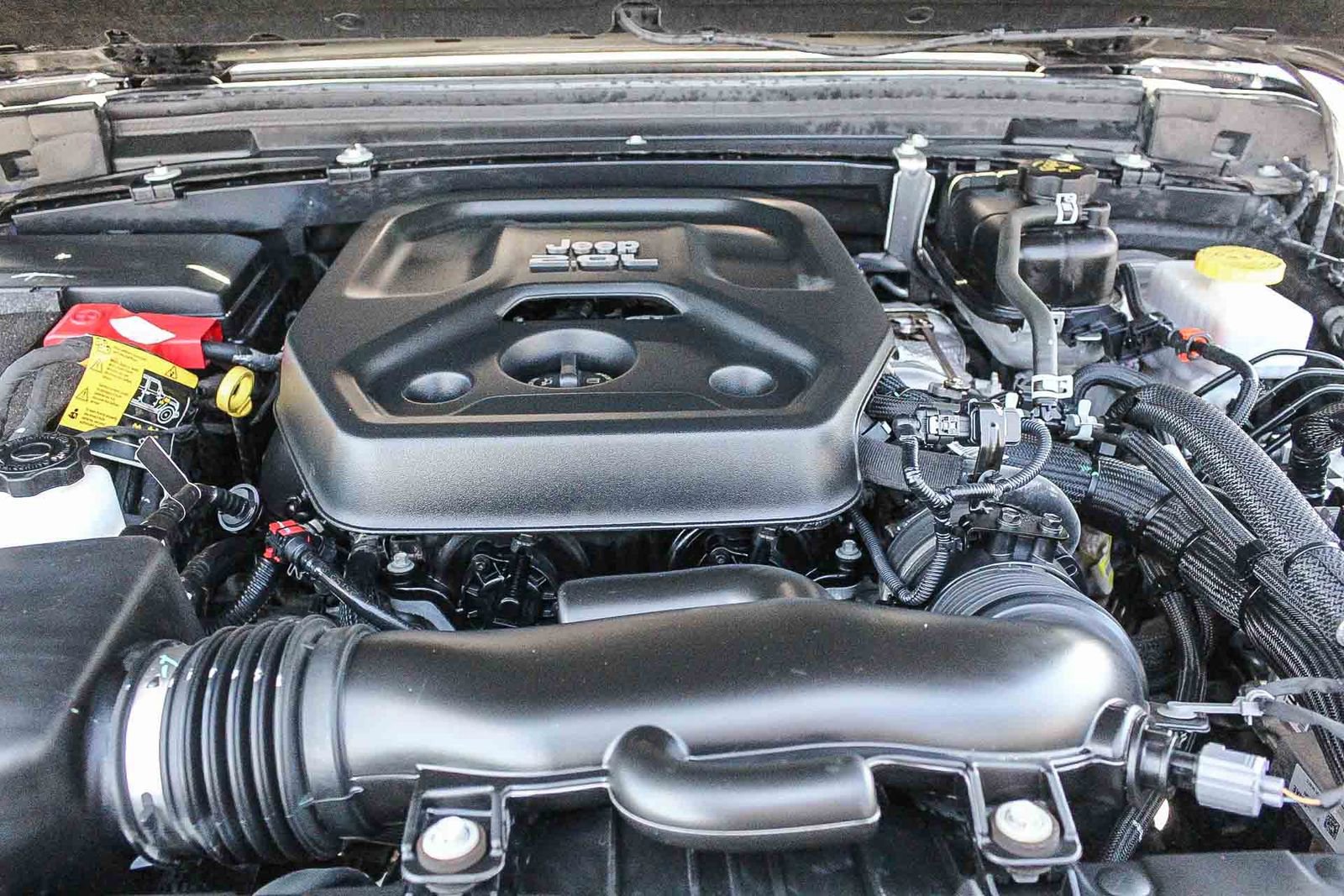 Used 2021 Jeep Wrangler Unlimited Sport AWD/4WD image 27