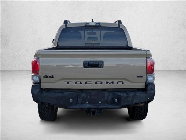 Used 2017 Toyota Tacoma Limited w/ Tow Package AWD/4WD image 7