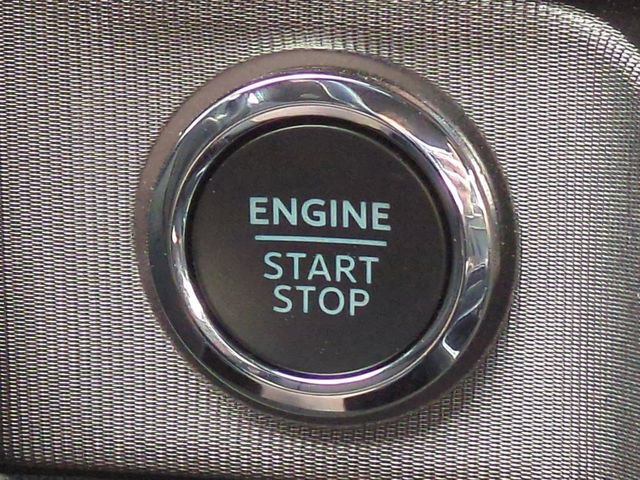 Certified 2024 Ford F250 Platinum w/ FX4 Off-Road Package image 29