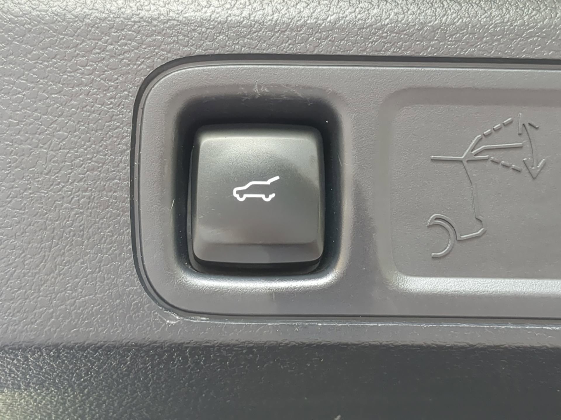 Certified 2024 Ford Expedition XLT RWD image 47