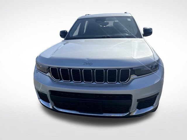 Used 2021 Jeep Grand Cherokee L Laredo w/ Luxury Tech Group I AWD/4WD image 12
