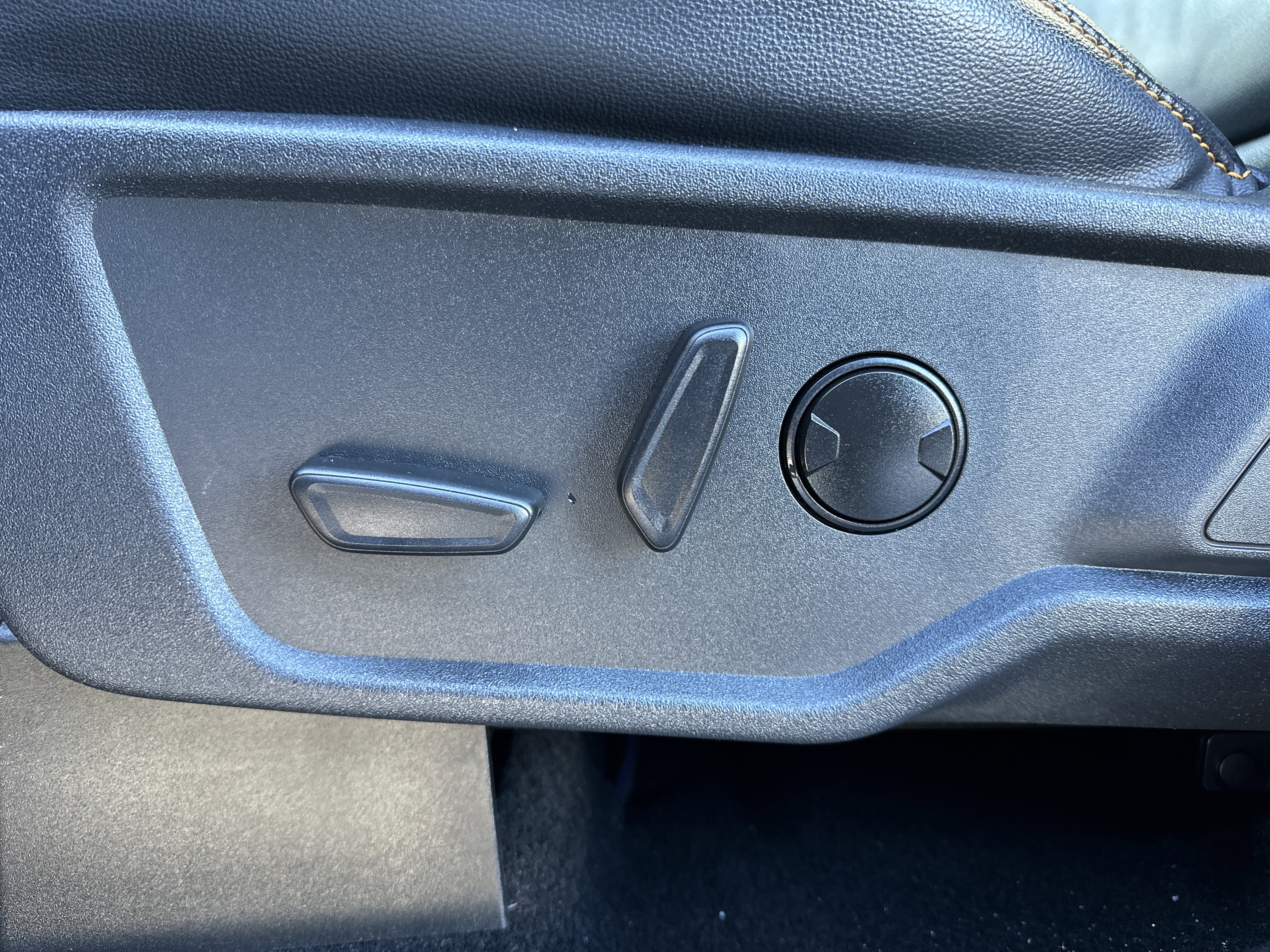 Certified 2023 Ford Bronco Badlands w/ Sasquatch Package image 16