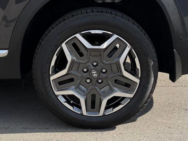 Used 2023 Hyundai Santa Fe Limited AWD/4WD image 12