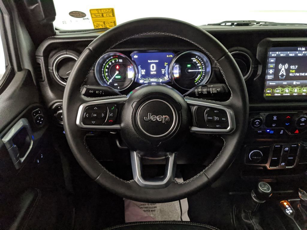 Used 2023 Jeep Wrangler Unlimited Sahara image 17