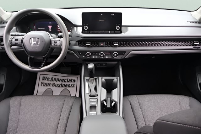 Used 2025 Honda Accord SE image 11