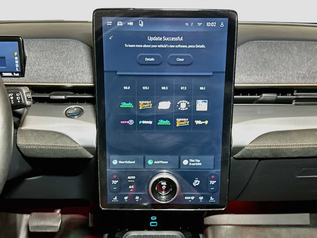 Certified 2022 Ford Mustang Mach-E GT AWD/4WD image 11