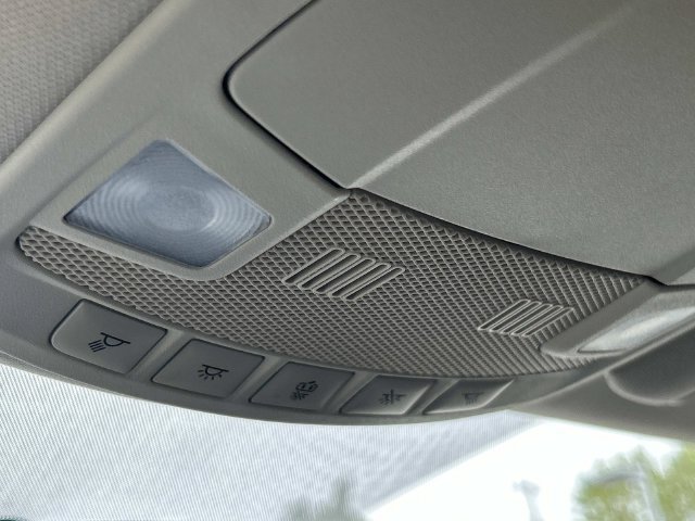 Certified 2018 Ford Fusion SE w/ Equipment Group 201A FWD image 36