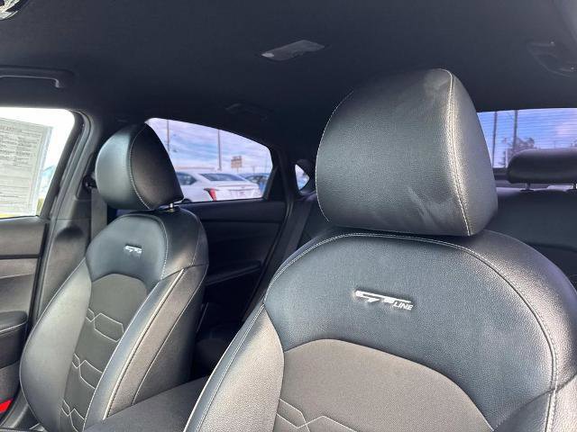 Used 2023 Kia Forte GT-Line image 22