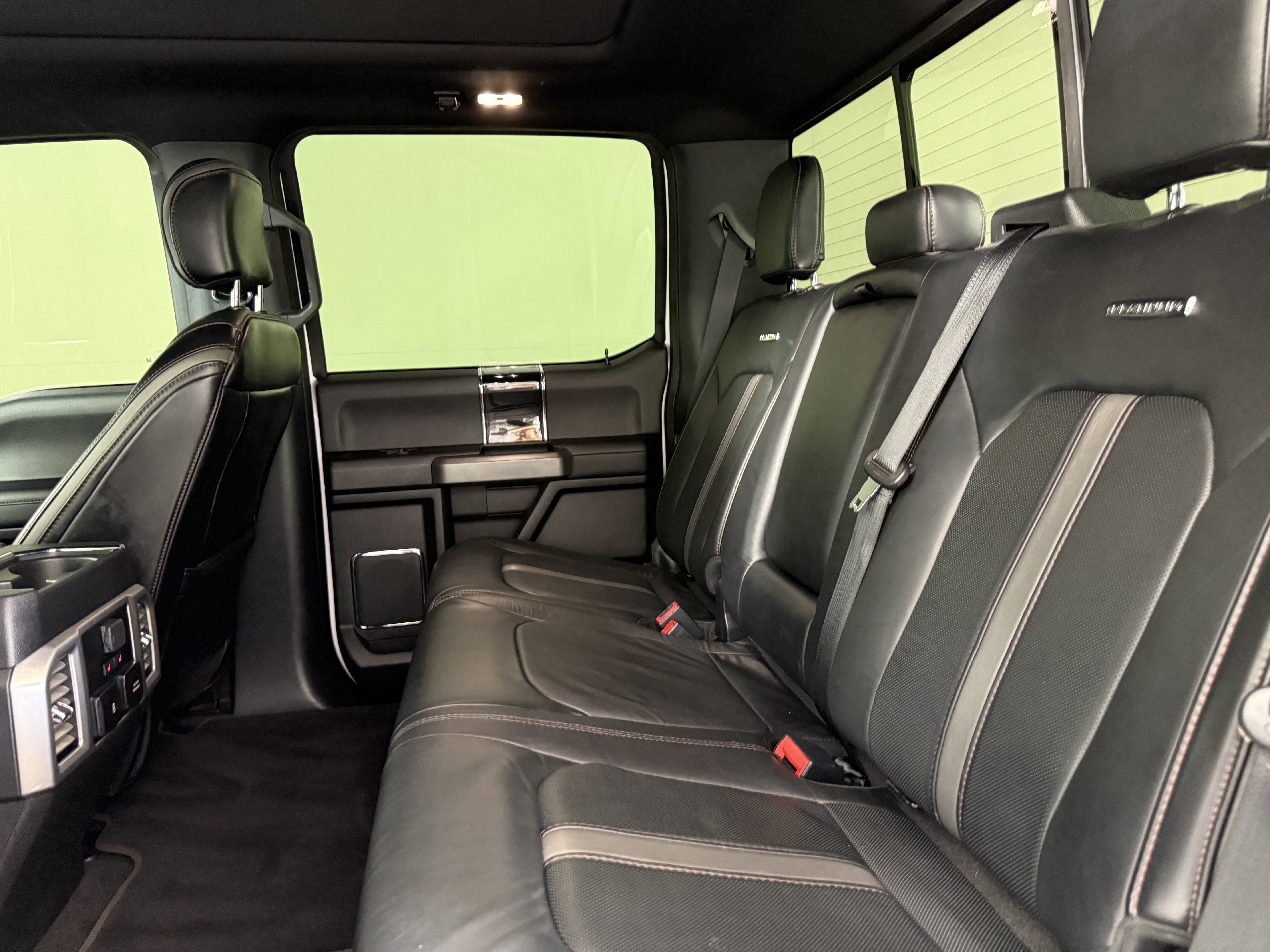 Certified 2020 Ford F250 Platinum w/ FX4 Off-Road Package image 14