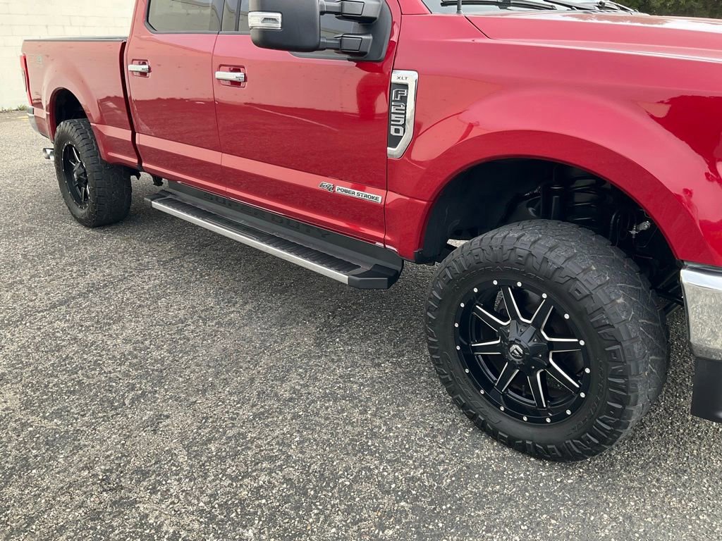 Certified 2022 Ford F250 XLT w/ XLT Premium Package image 29