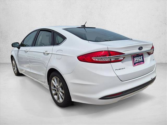Certified 2017 Ford Fusion SE FWD image 7
